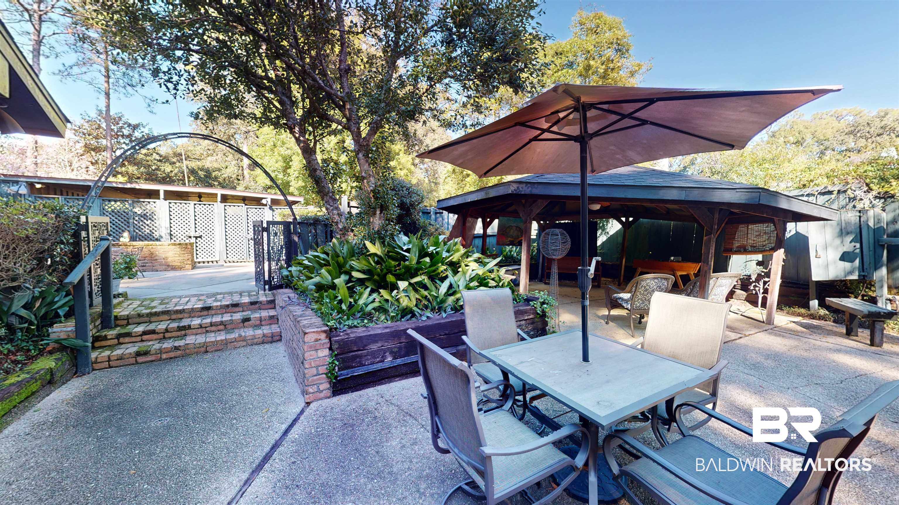 67 Byrnes Boulevard Mobile, AL 36608 - Photo 27 of 30 Patio