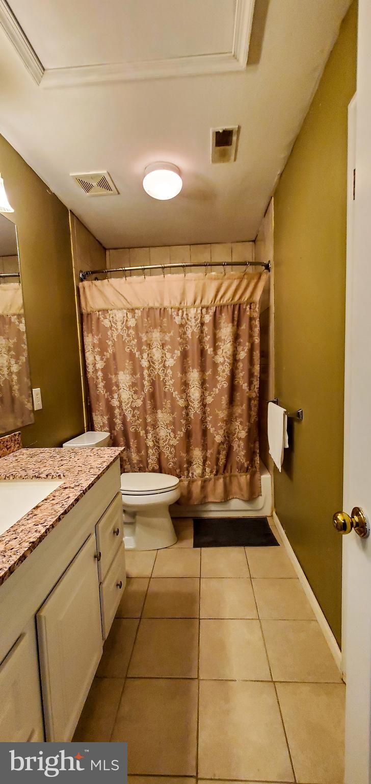 4 Raintree Court Sicklerville, NJ 08081 - Photo 24 of 40 Second Full Bathroom