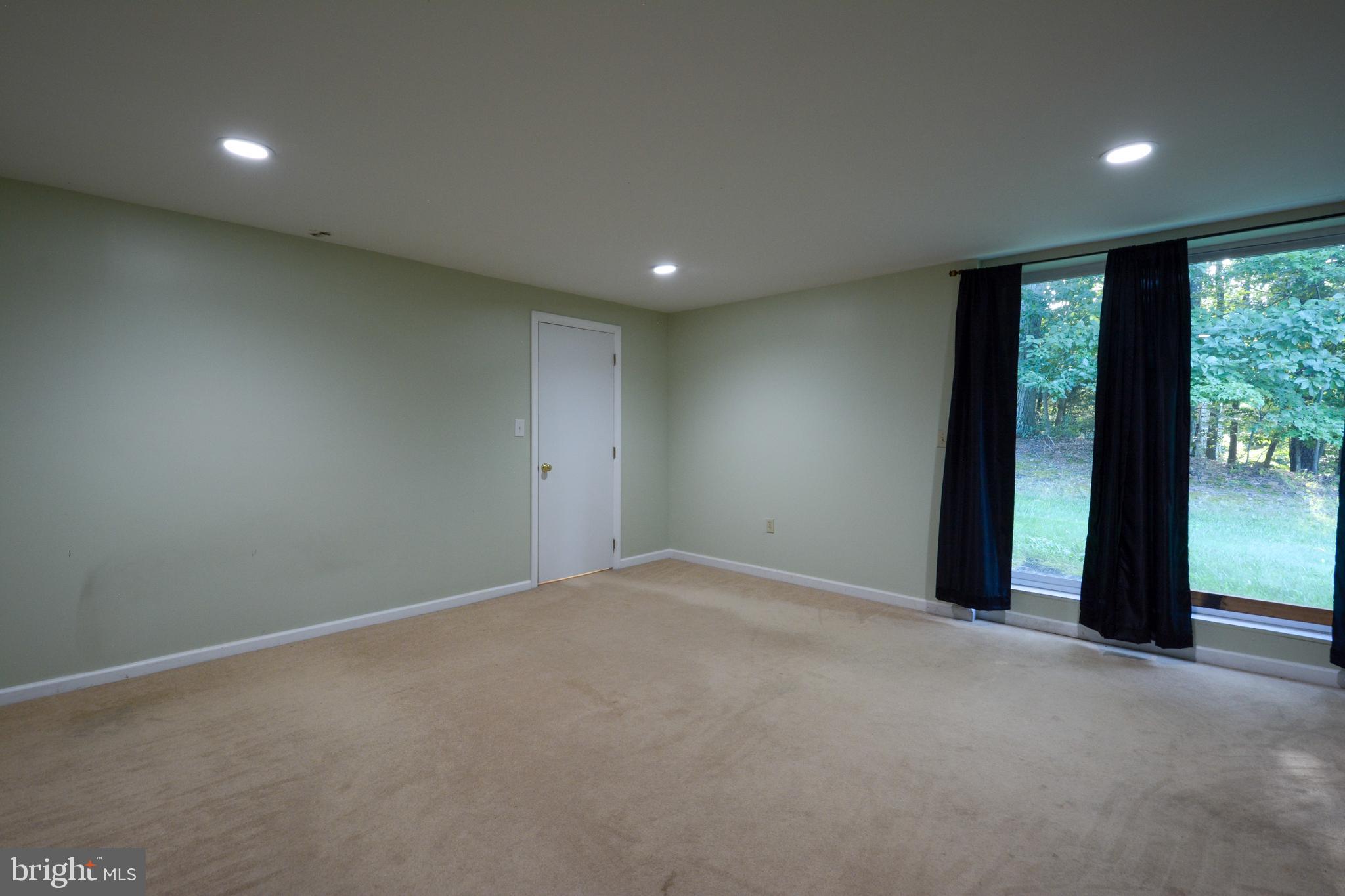 4 Raintree Court Sicklerville, NJ 08081 - Photo 37 of 40