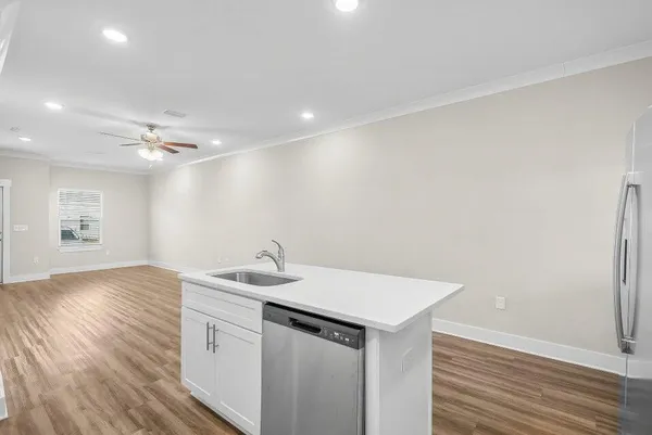 $1,650 | 284 North Sand Palm Road, Unit VISTA, Freeport, FL 32439