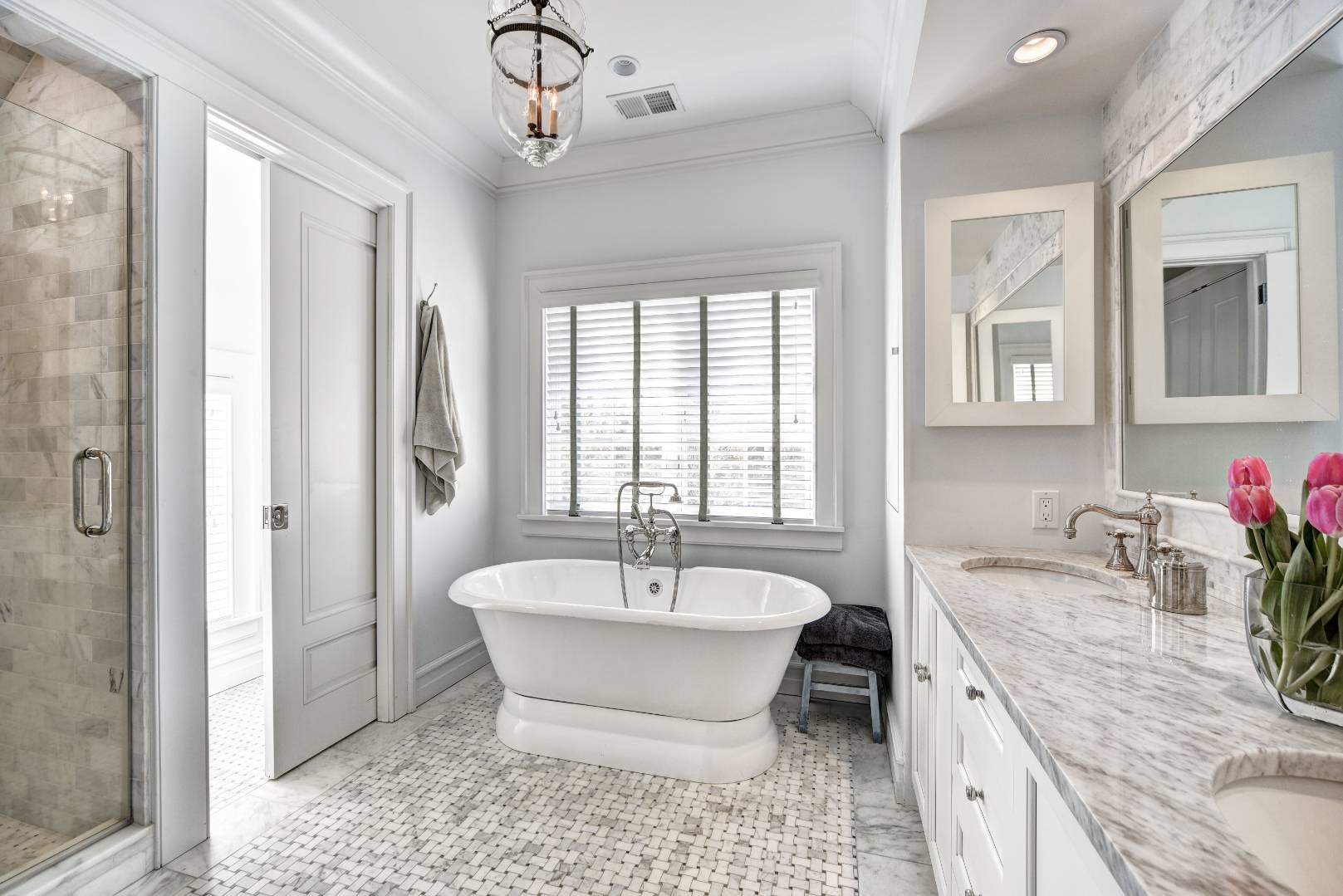 11 Sherrill Road East Hampton, NY 11937 - Photo 17 of 36
