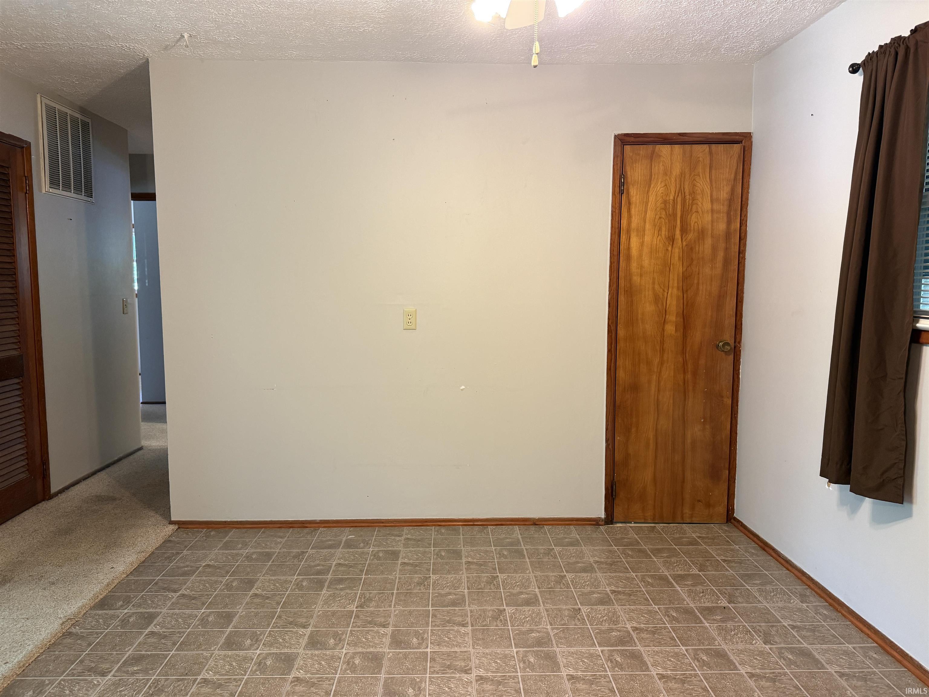 207 White Lane Bedford, IN 47421 - Photo 6 of 14