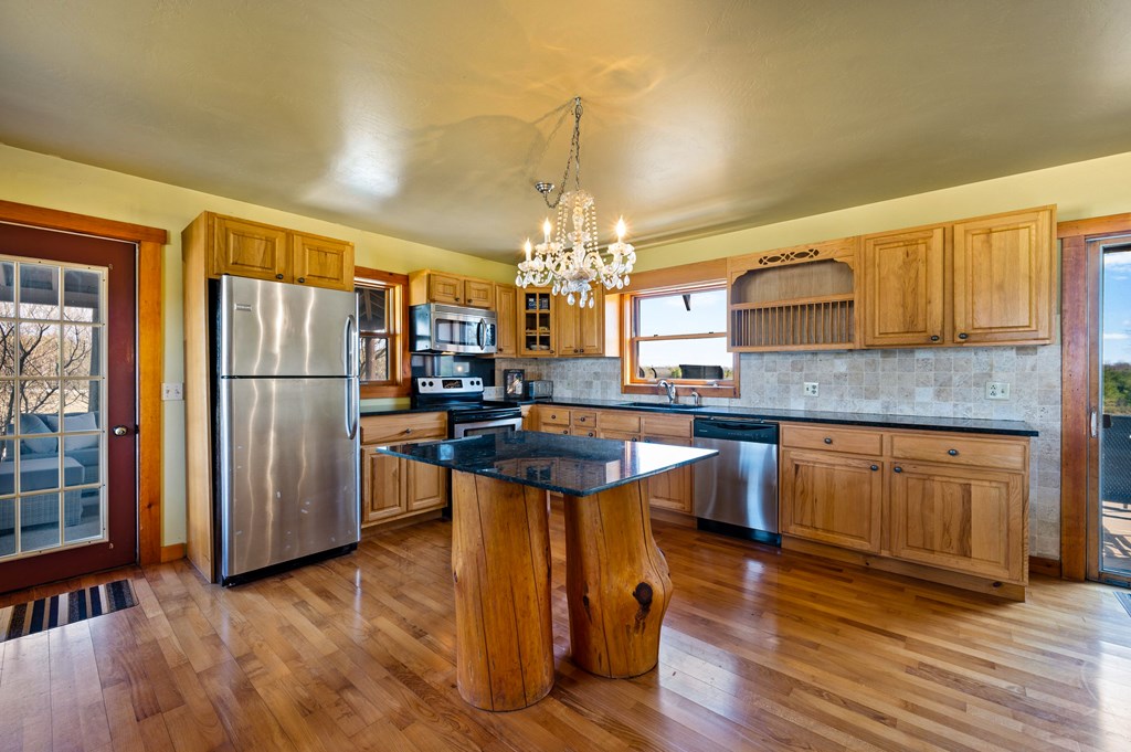 12071 County Rd NP Ellison Bay, WI 54210 - Photo 13 of 40 Kitchen