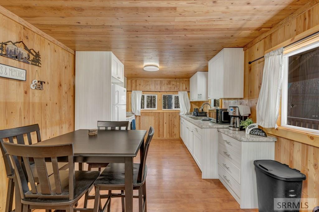 4018 Rancho McCrea Road Island Park, ID 83429 - Photo 5 of 28