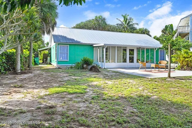 $2,500 | 114 Fontaine Street, Melbourne Beach, FL 32951