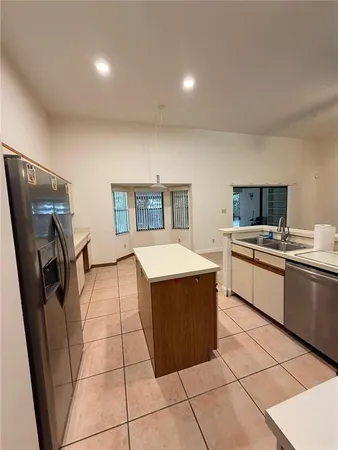 $2,500 | 4207 Arbor Oaks Court, Orlando, FL 32808