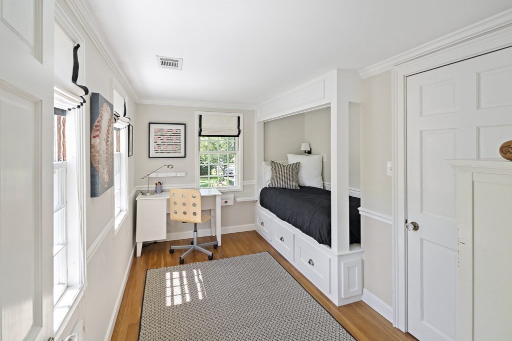 24 Stowell Road Winchester, MA 01890 - Photo 26 of 34