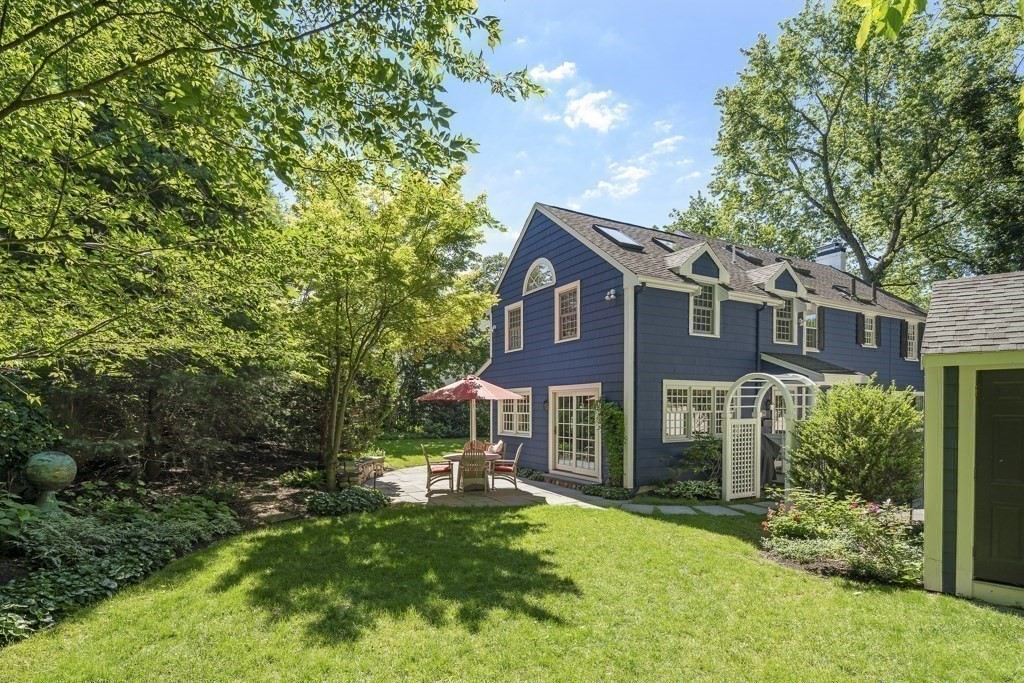 24 Stowell Road Winchester, MA 01890 - Photo 30 of 34