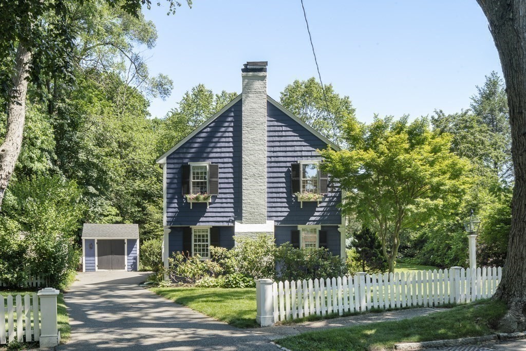 24 Stowell Road Winchester, MA 01890 - Photo 32 of 34