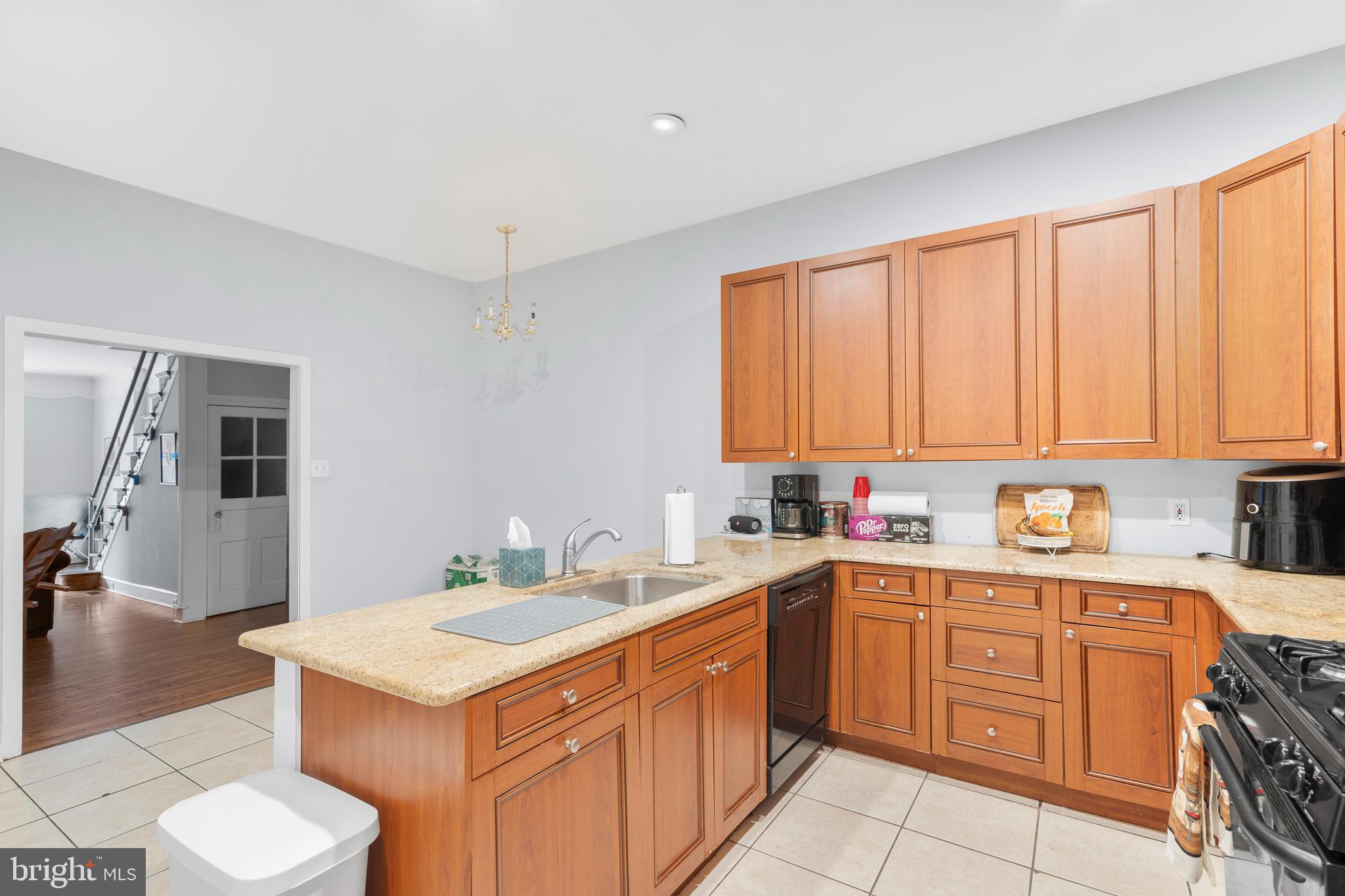 109 Cotton Street Philadelphia, PA 19127 - Photo 10 of 23