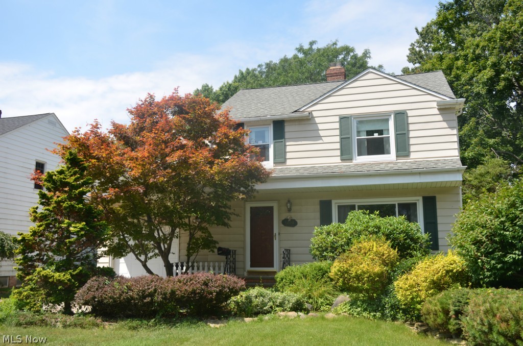 1268 Croyden Road Lyndhurst, OH 44124 - Photo 1 of 17