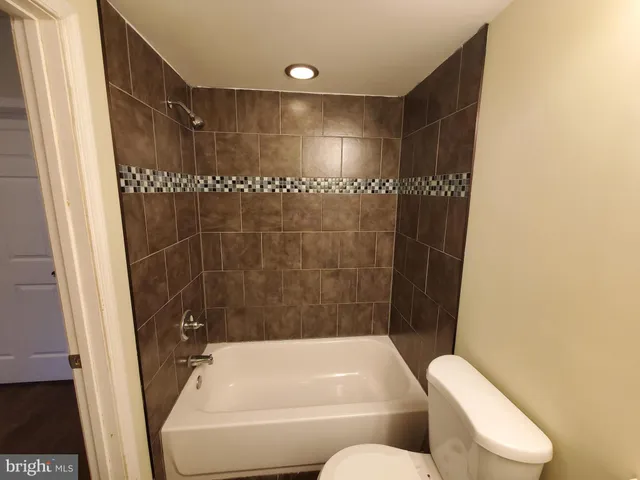 $995 | 1216 McCulloh Street, Unit 3, Baltimore, MD 21217