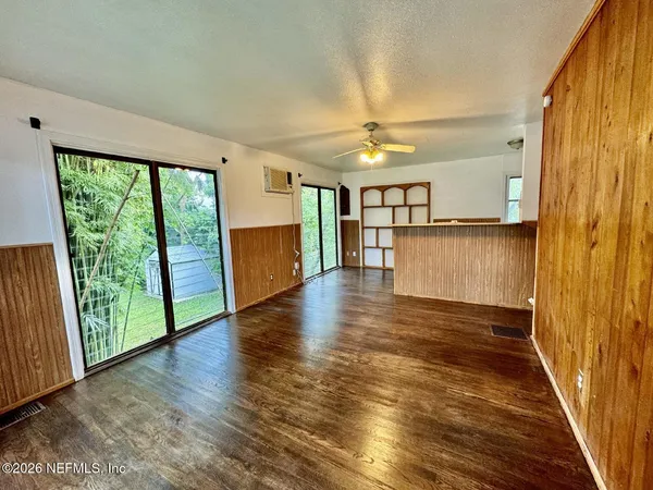 $900 | 2926 Selma Street, Jacksonville, FL 32205