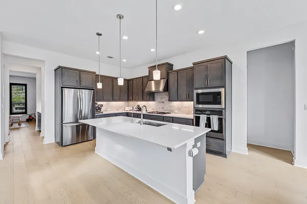 $4,500 | 2905 Canto Trace, Leander, TX 78641