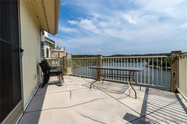 $275,000 | 210 Bluff Boulevard, Unit 4B, Camdenton, MO 65020