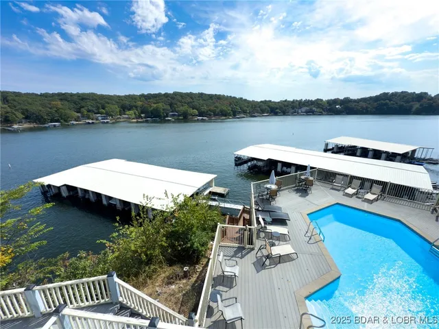 $275,000 | 210 Bluff Boulevard, Unit 4B, Camdenton, MO 65020