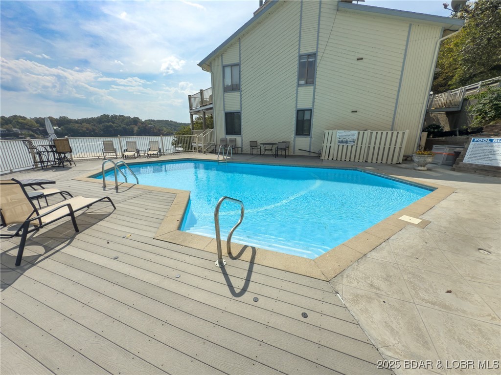 210 Bluff Boulevard, Unit 4B Camdenton, MO 65020 - Photo 56 of 69 Community Pool