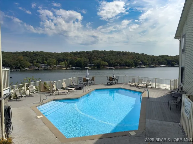 $275,000 | 210 Bluff Boulevard, Unit 4B, Camdenton, MO 65020