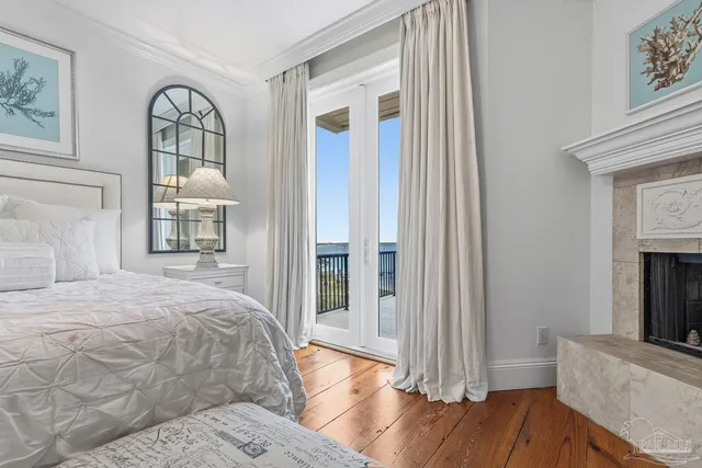 a view of living room