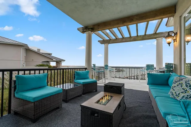 $2,400,000 | 39 East Galvez Court, Pensacola Beach, FL 32561