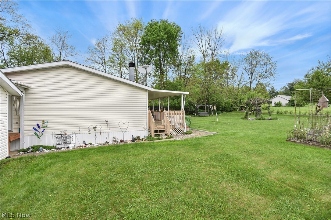 11067 Unity Road New Middletown, OH 44442 - Photo 25 of 29