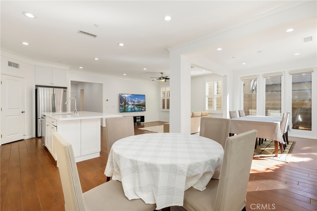 214 Traymore Irvine, CA 92620 - Photo 16 of 49