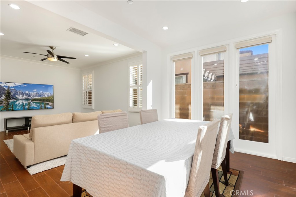 214 Traymore Irvine, CA 92620 - Photo 18 of 49