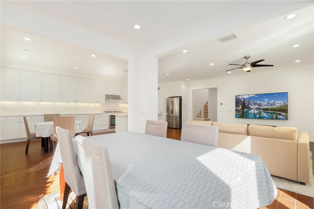 214 Traymore Irvine, CA 92620 - Photo 19 of 49