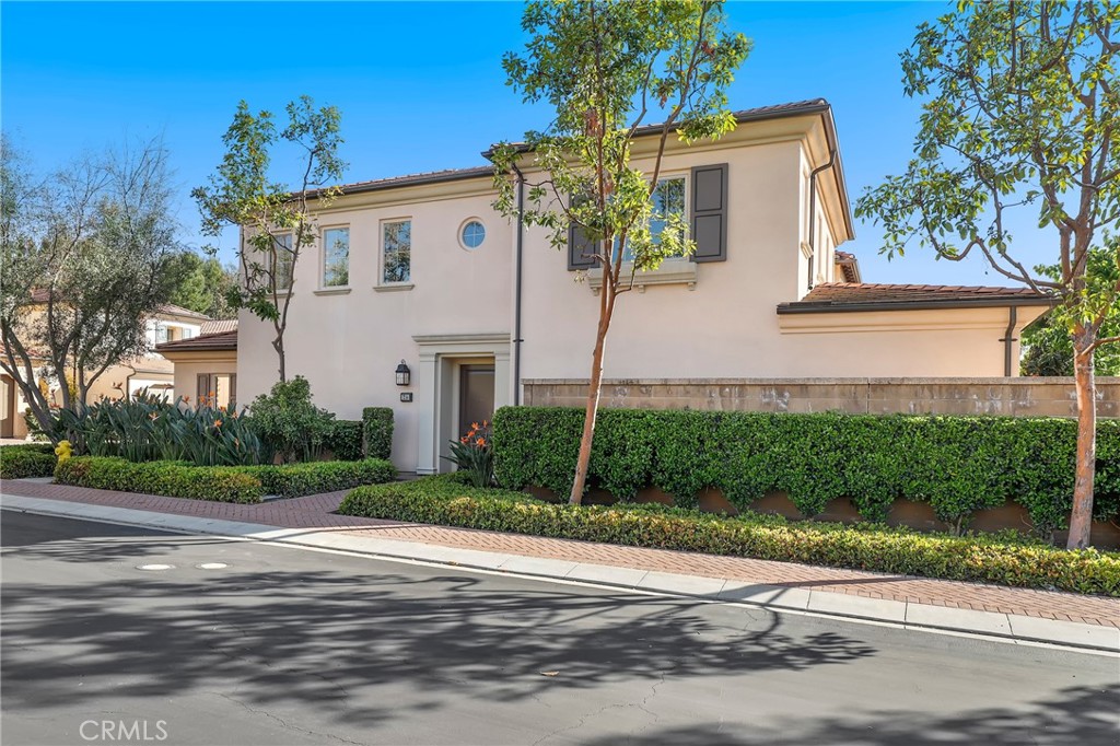 214 Traymore Irvine, CA 92620 - Photo 3 of 49