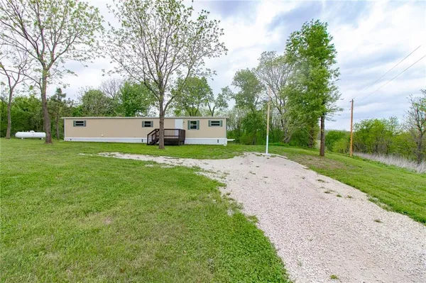 $149,900 | 757 Southwest 800th Road, Holden, MO 64040