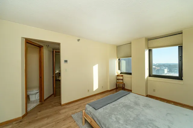 $219,000 | 220 Broadway Avenue South, Unit 1112, Rochester, MN 55904