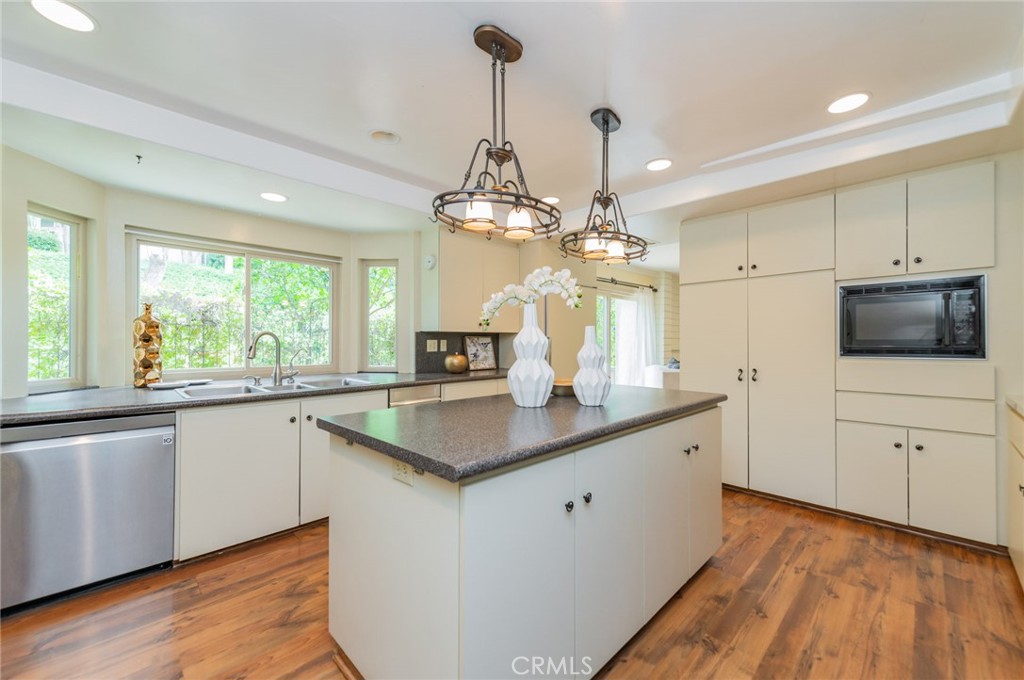 4 Rustling Wind Irvine, CA 92612 - Photo 9 of 24