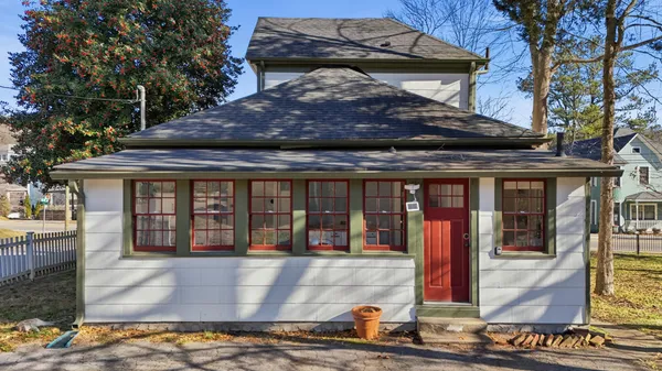 $2,095 | 4901 St Elmo Avenue, Chattanooga, TN 37409