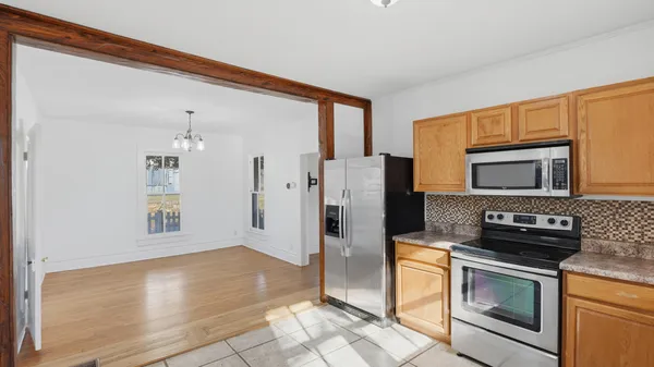 $2,095 | 4901 St Elmo Avenue, Chattanooga, TN 37409