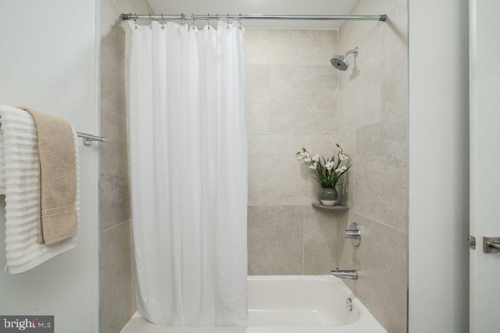 1245 Ridge Avenue, Unit 305 Philadelphia, PA 19123 - Photo 15 of 20