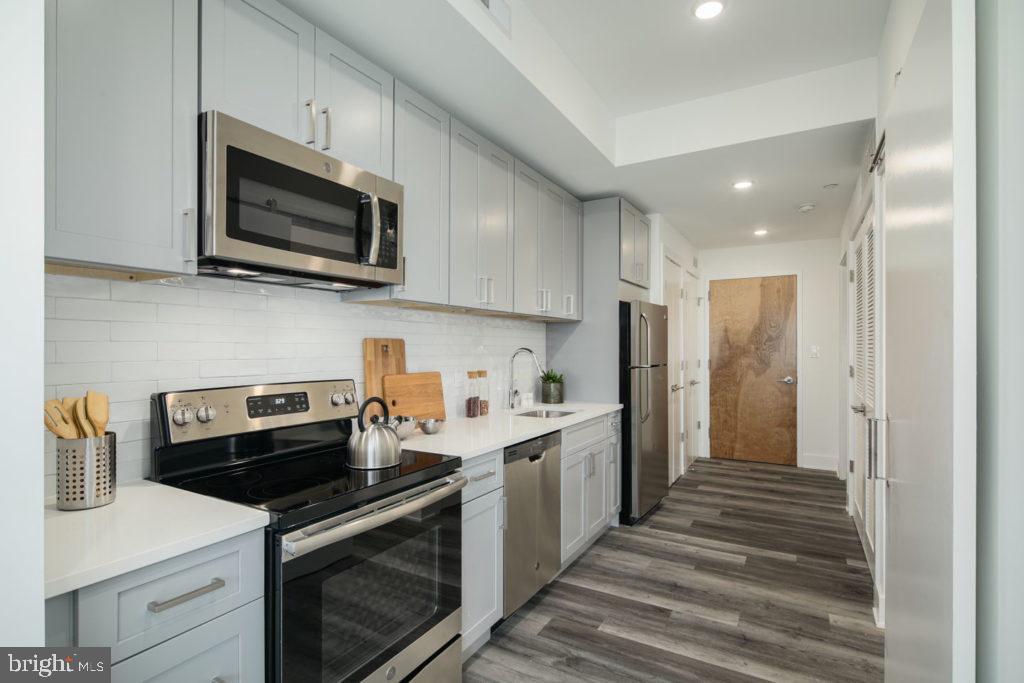 1245 Ridge Avenue, Unit 305 Philadelphia, PA 19123 - Photo 2 of 20
