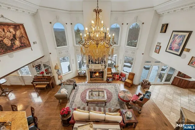 $2,100,000 | 5 Summit Terrace North, Butler, NJ 07405