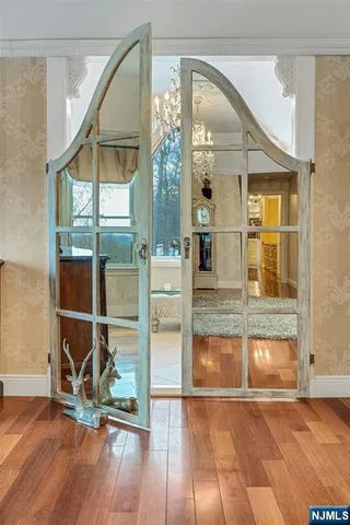 $2,100,000 | 5 Summit Terrace North, Butler, NJ 07405