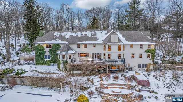 $2,100,000 | 5 Summit Terrace North, Butler, NJ 07405