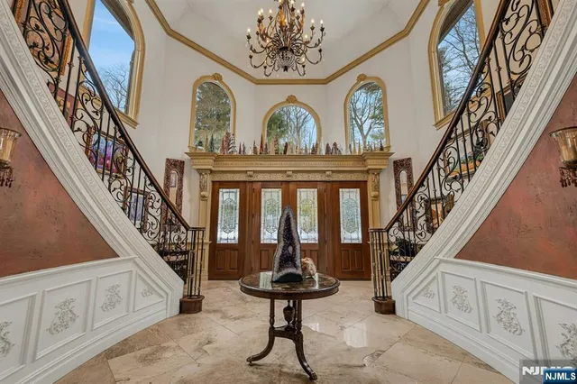$2,100,000 | 5 Summit Terrace North, Butler, NJ 07405