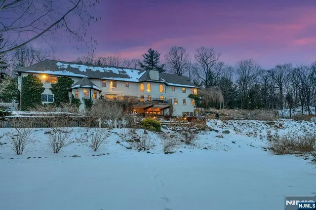 $2,100,000 | 5 Summit Terrace North, Butler, NJ 07405