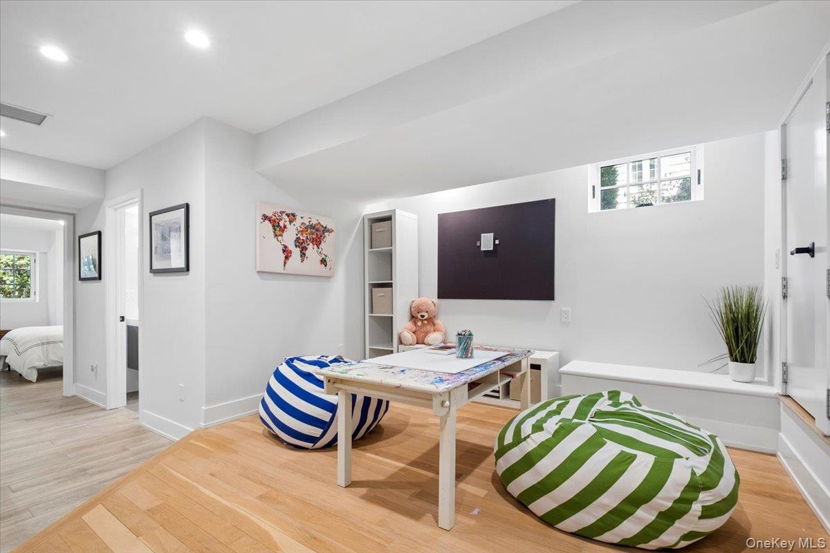 48 Vine Road Larchmont, NY 10538 - Photo 33 of 42