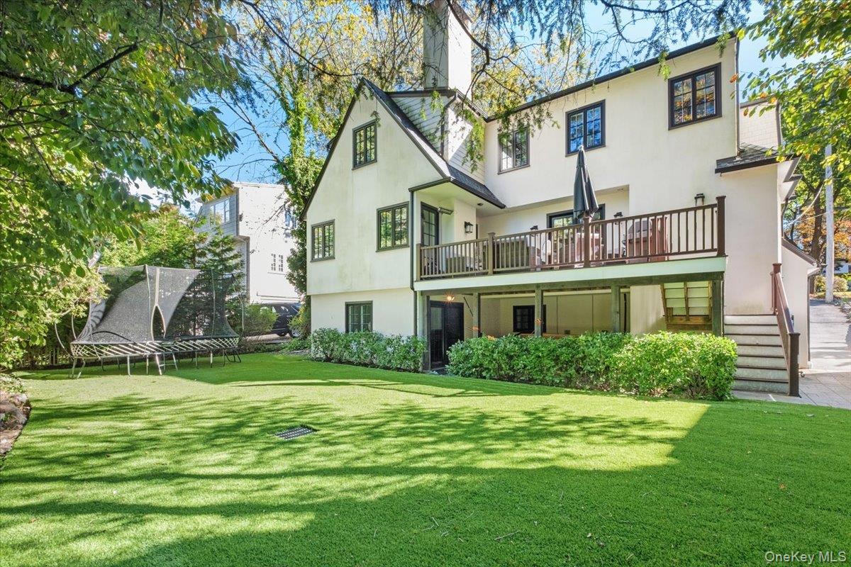 48 Vine Road Larchmont, NY 10538 - Photo 39 of 42