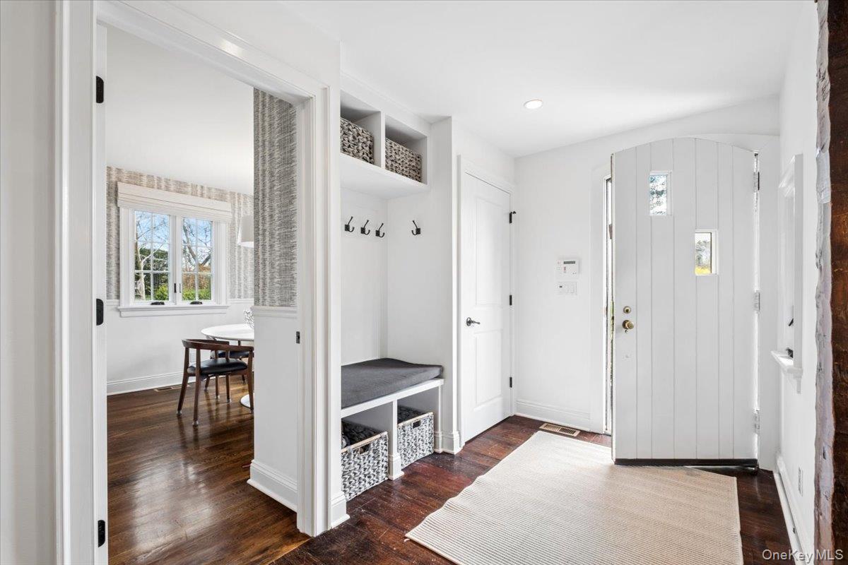 48 Vine Road Larchmont, NY 10538 - Photo 4 of 42