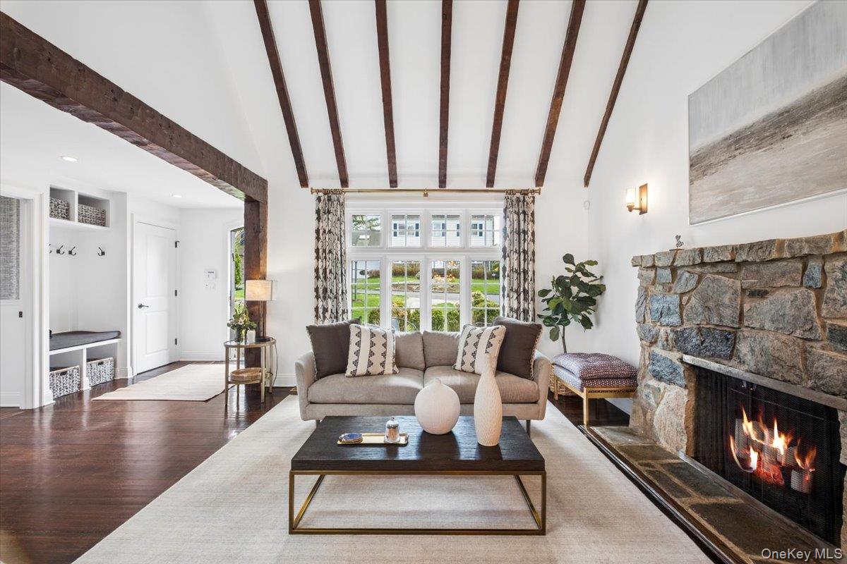 48 Vine Road Larchmont, NY 10538 - Photo 7 of 42