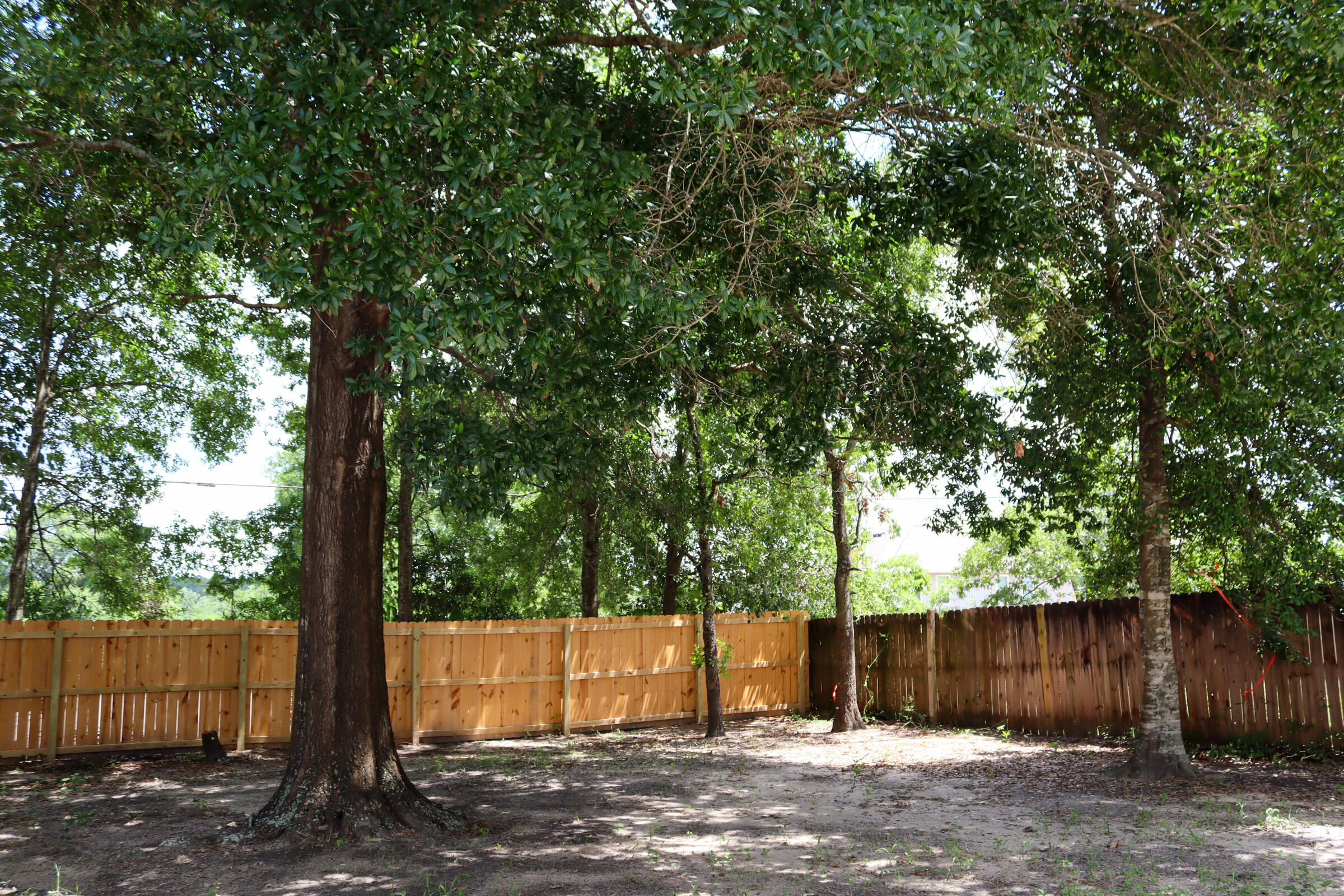 19 Holly Road Crestview, FL 32539 - Photo 2 of 11 Backyard