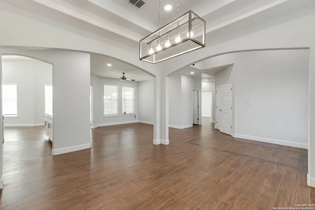 $675,000 | 19146 Mc Connell Road, Atascosa, TX 78002