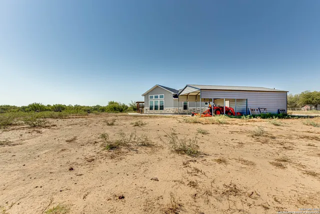 $675,000 | 19146 Mc Connell Road, Atascosa, TX 78002