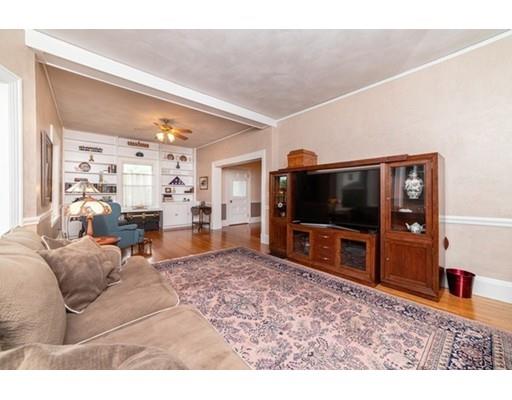 26 Rice Street Newton, MA 02459 - Photo 5 of 25