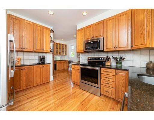 26 Rice Street Newton, MA 02459 - Photo 9 of 25
